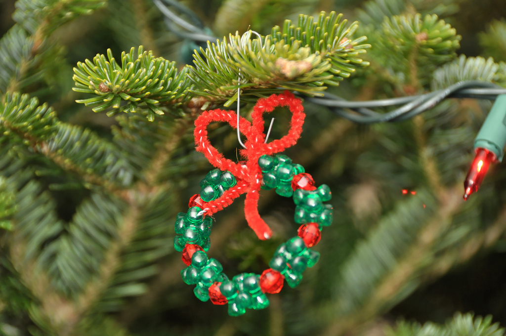 DIY beaded Christmas ornament