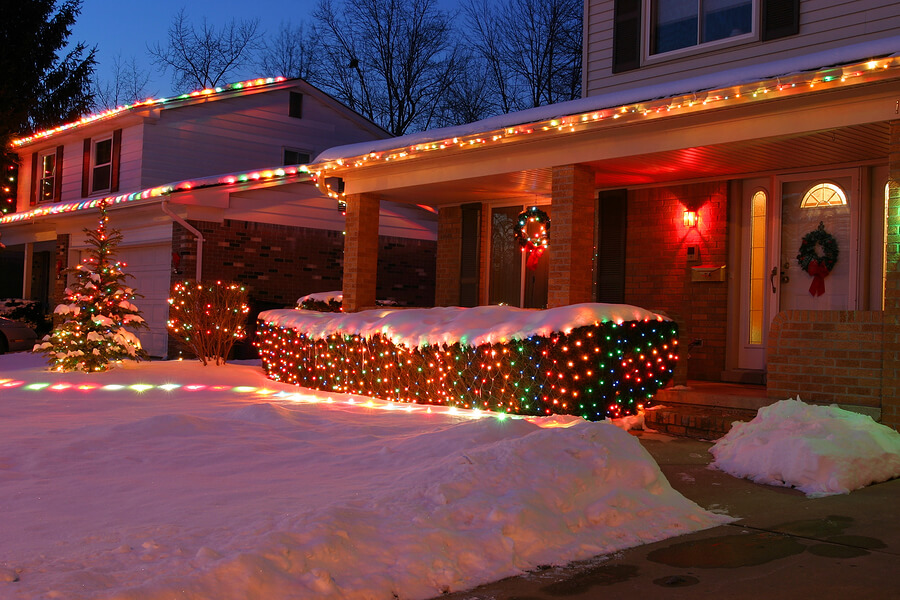 House decorated in Christmas light