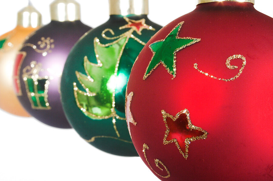 Christmas gifts for anyone, set of ball Christmas ornaments